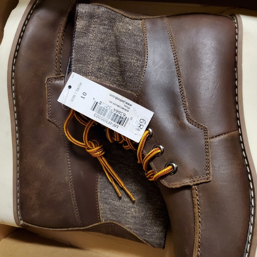 BOOTS